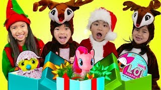 Wendy Emma Jannie amp Lyndon Pretend Play Saving Christmas Morning amp Presents for Kids [upl. by Orth]