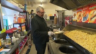 VendinleVieil  la friterie de René désignée meilleure de France [upl. by Artenak]