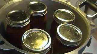 How To Pressure Canning Homemade Spaghetti Sauce [upl. by Monika782]