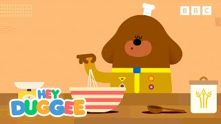 The Cake Badge  Hey Duggee [upl. by Eannej]