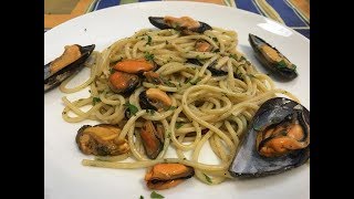 Spaghetti con le Cozze [upl. by Stanwinn]