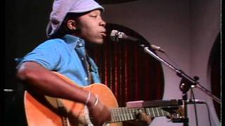 Milton Nascimento  Maria Maria  1981Suíça [upl. by Raleigh]